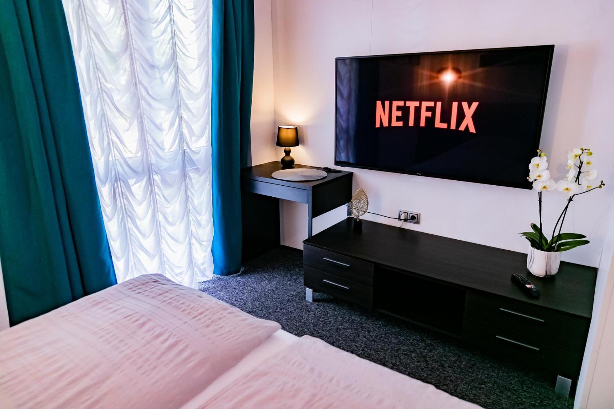 Motel1- A Megfizetheto Luxus! Дунауйварош Экстерьер фото