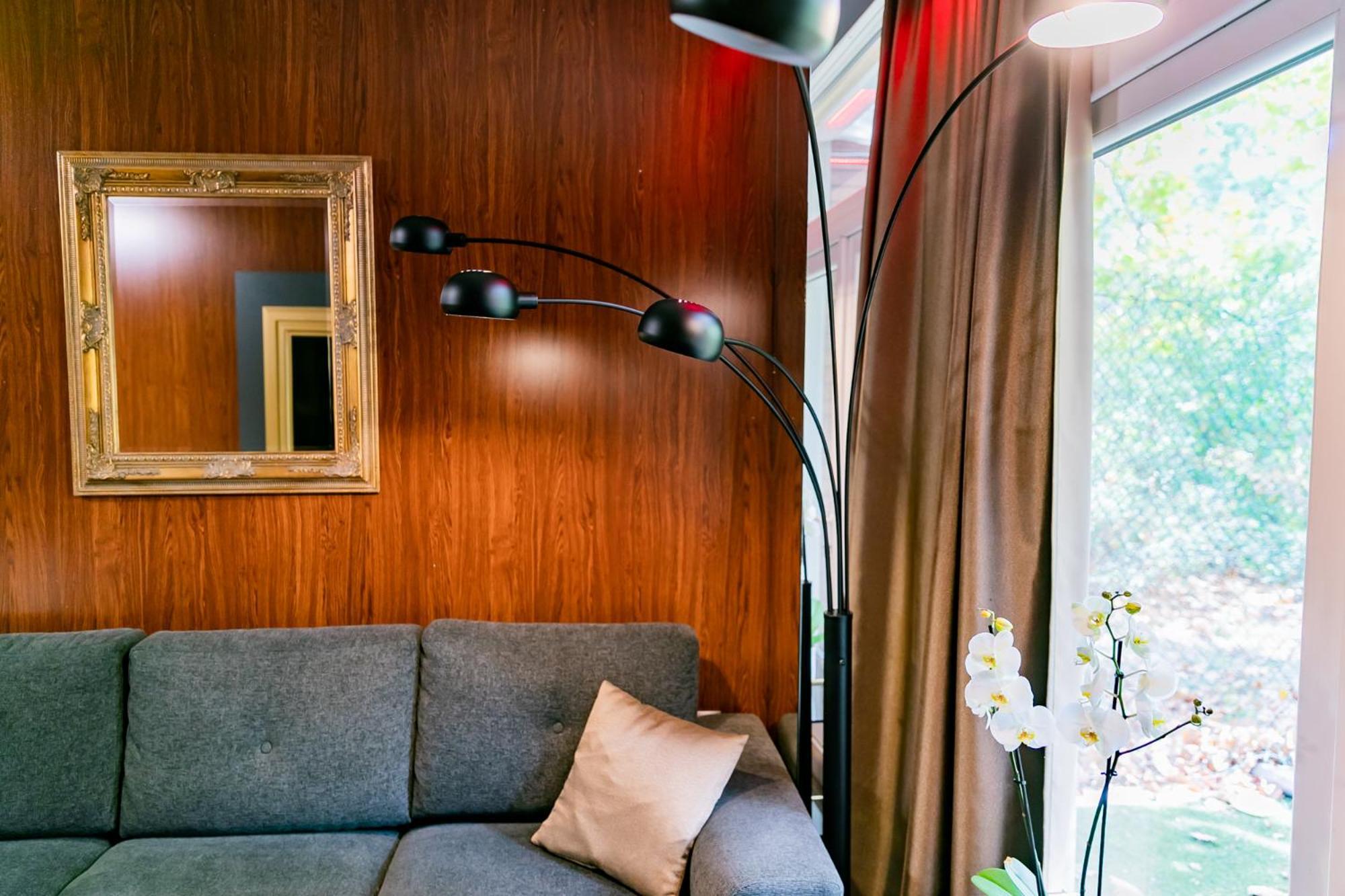 Motel1- A Megfizetheto Luxus! Дунауйварош Экстерьер фото